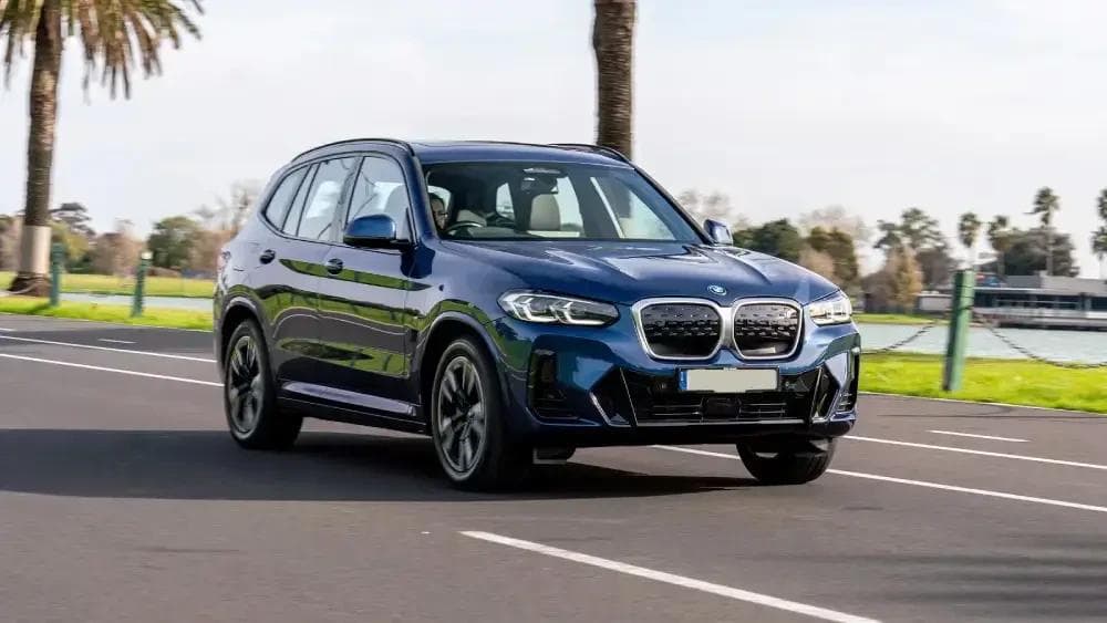BMW iX3 40