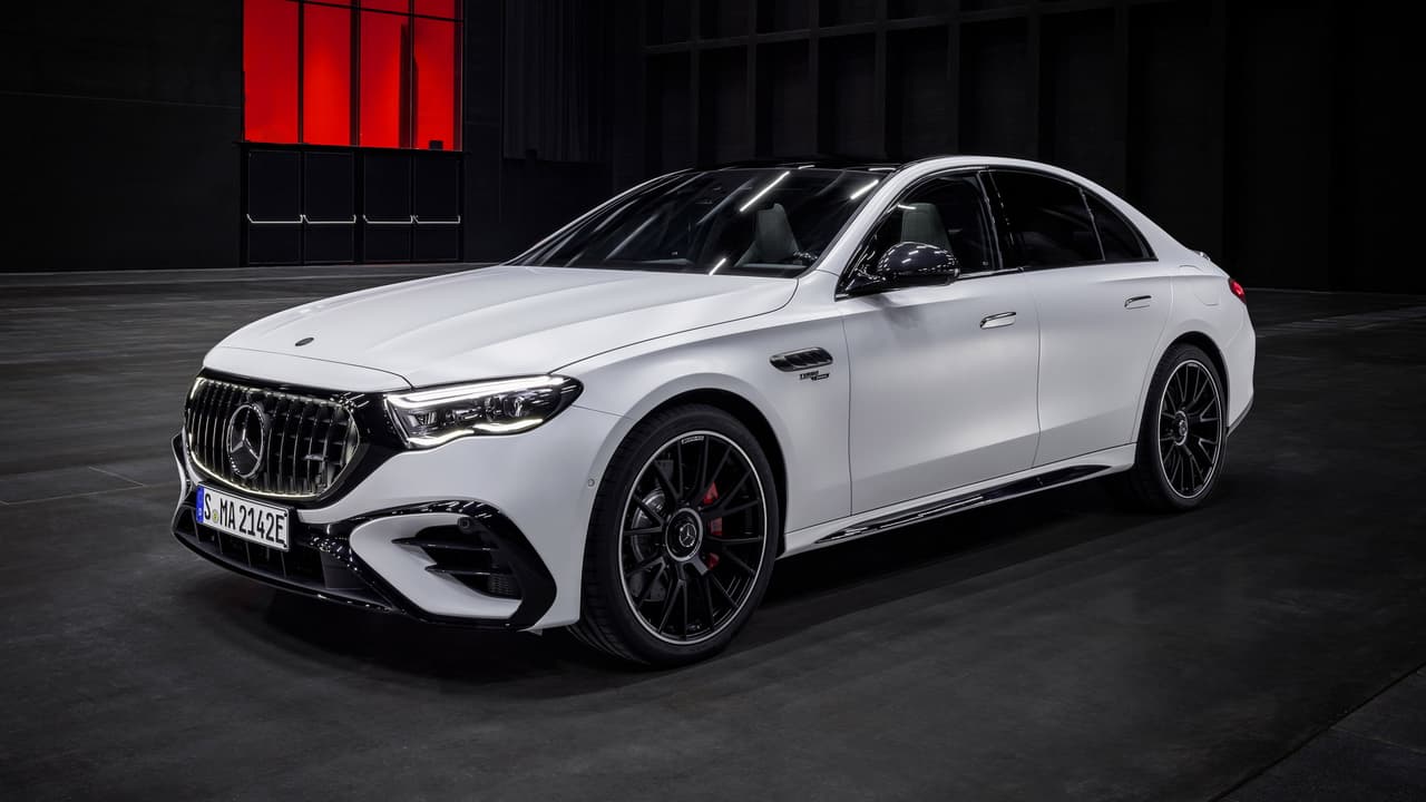 Mercedes‑AMG E 53 Plug‑in Hybrid: A New Performance Benchmark for Nepal